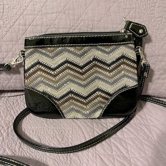 Beaded wristlet - Picture 2 of 2